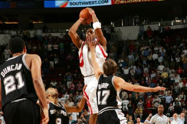 AE真人视讯-麦迪：只有三个人能打破“35秒13分”记录，欧文哈登都不行|特雷西·麦克格雷迪|詹姆斯·哈登|克雷·汤普森|凯文·杜兰特|斯蒂芬·库里_新浪体育_新浪新闻